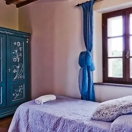 Agriturismo Lucertola شقة بمونتيكاتيني فال دي سيسينا