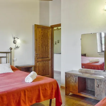 شقة Agriturismo Lucertola بمونتيكاتيني فال دي سيسينا