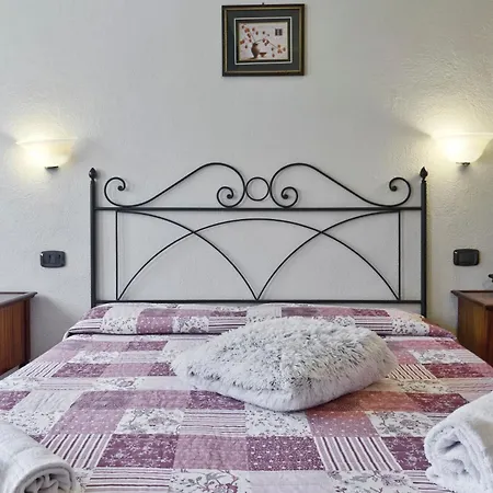 شقة Agriturismo Lucertola بمونتيكاتيني فال دي سيسينا